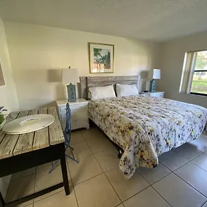 4330-shorewalk-lakeview-condo-close-to-img-and-beach.hotelstampa.org/